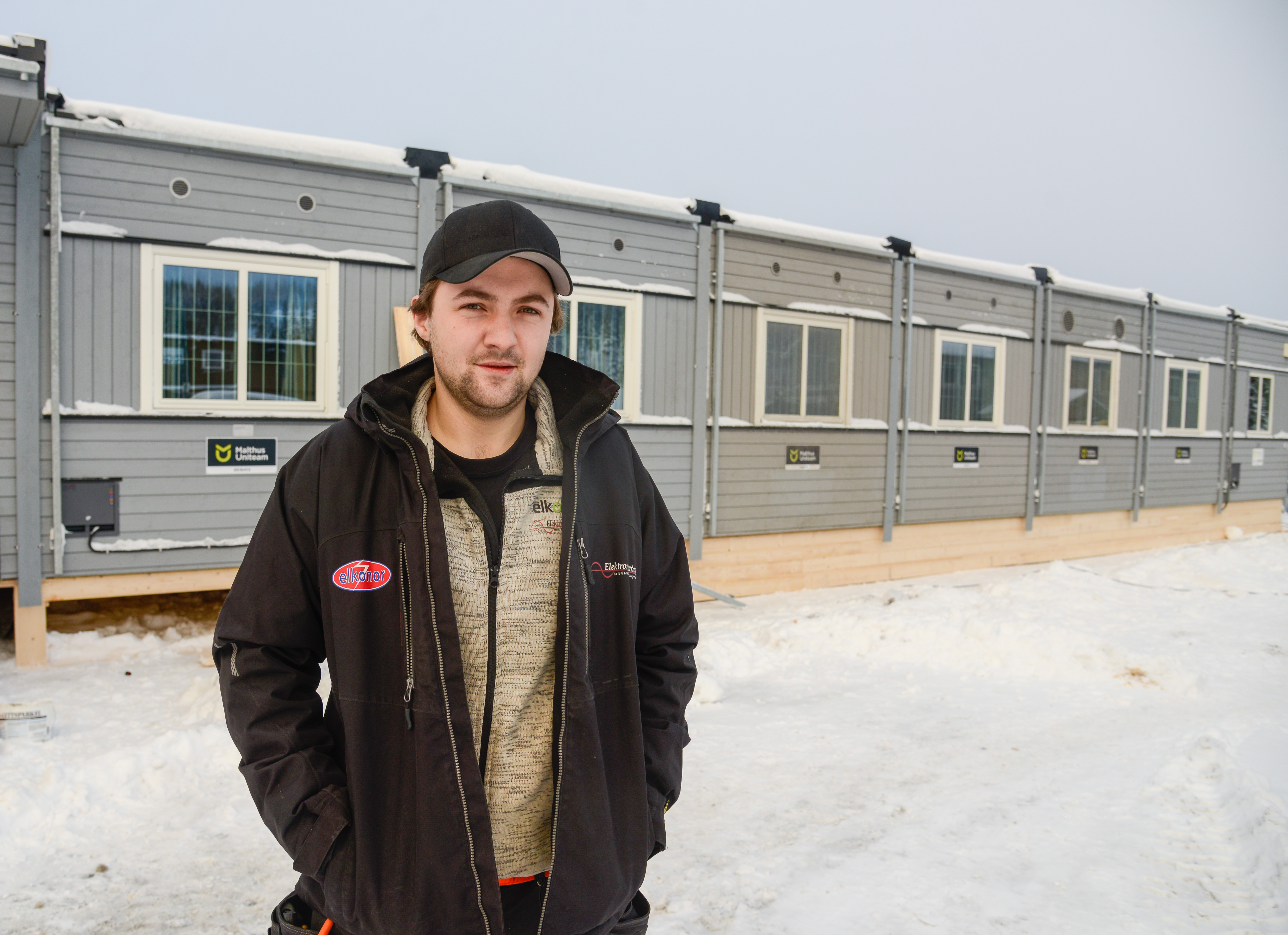 Med variert arbeidskvardag og gode kollegaer er Vemund Hermunstad godt nøgd med lærlingtida hjå Elektromontasje AS.