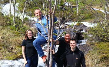 Denne gjengen er klar for å ta imot fjellfolk på Tyin-Filefjell! Frå venstre: Ingeborg Aadland, Herman Norby Myrheim, Line Svien og Kjartan Bruvik. 