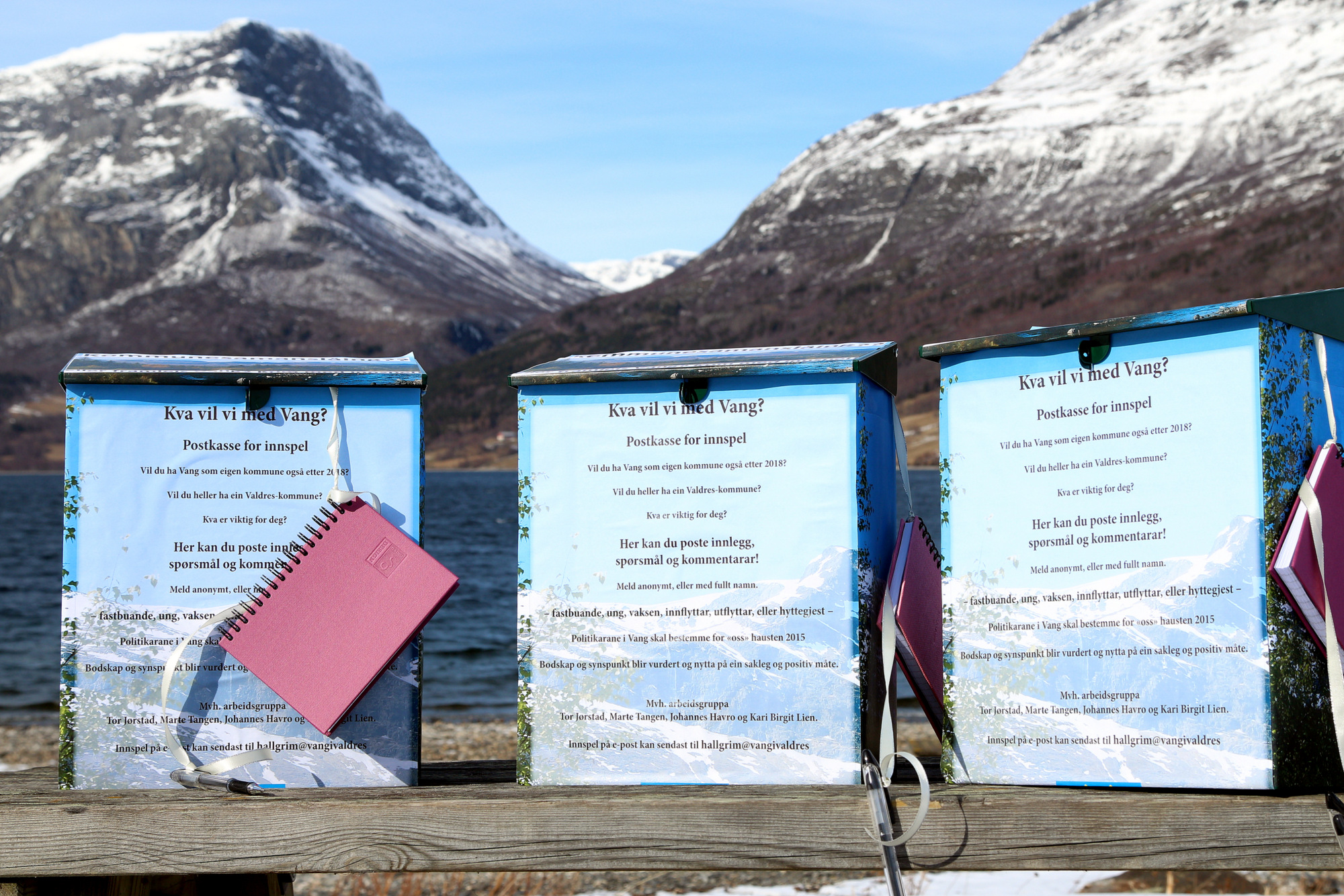 Postkassene som no er sett ut. Foto: Oddvin Almenning