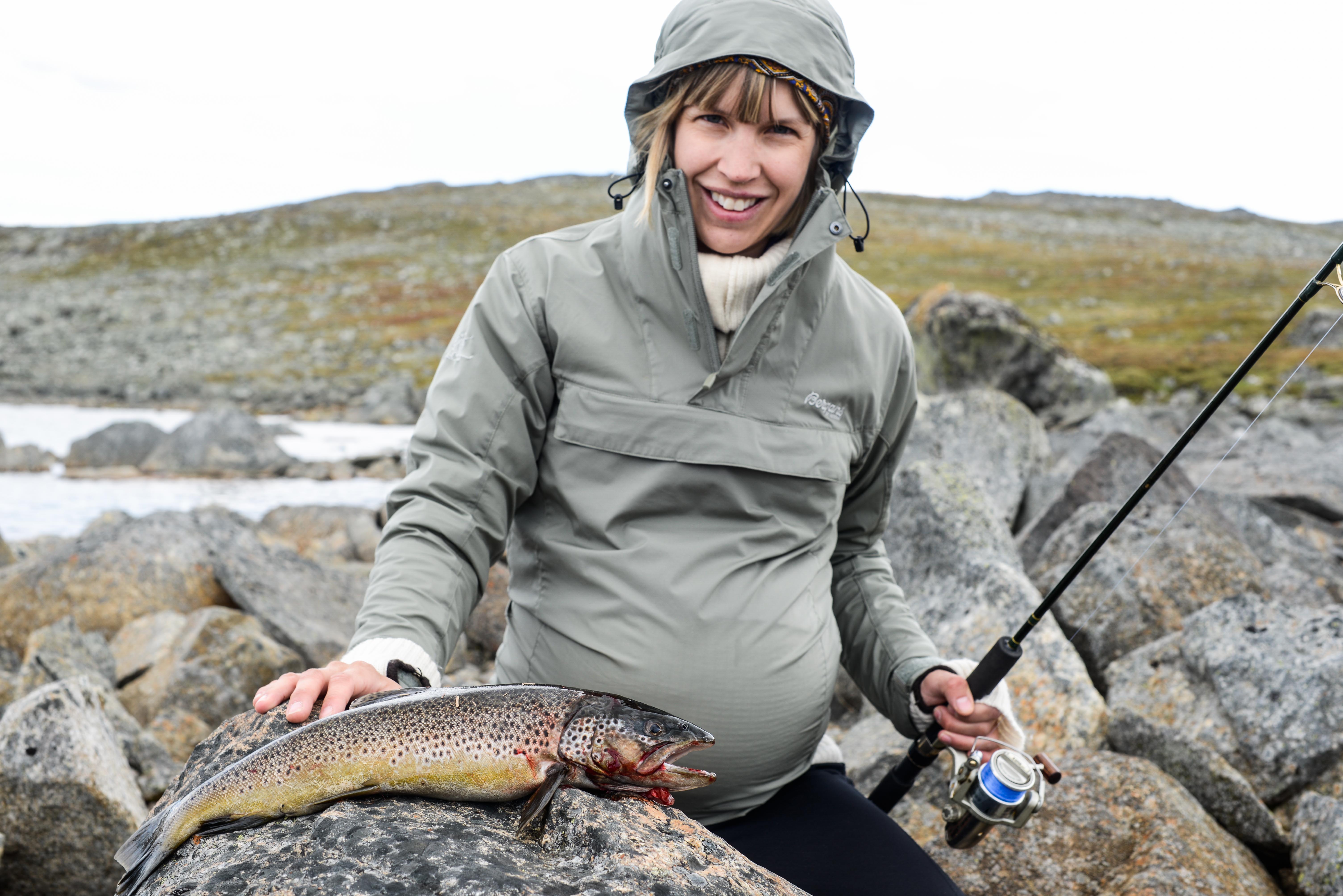Fisking i Vang betyr alt får meitefiske i småelvar til båtfiske i fjellvatn og flugefiske i Jotunheimen. Foto: Hallgrim Rogn