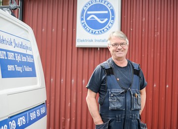 Kjell Arne Dalåker treng både kontormedarbeidar og montør til bedrifta si.