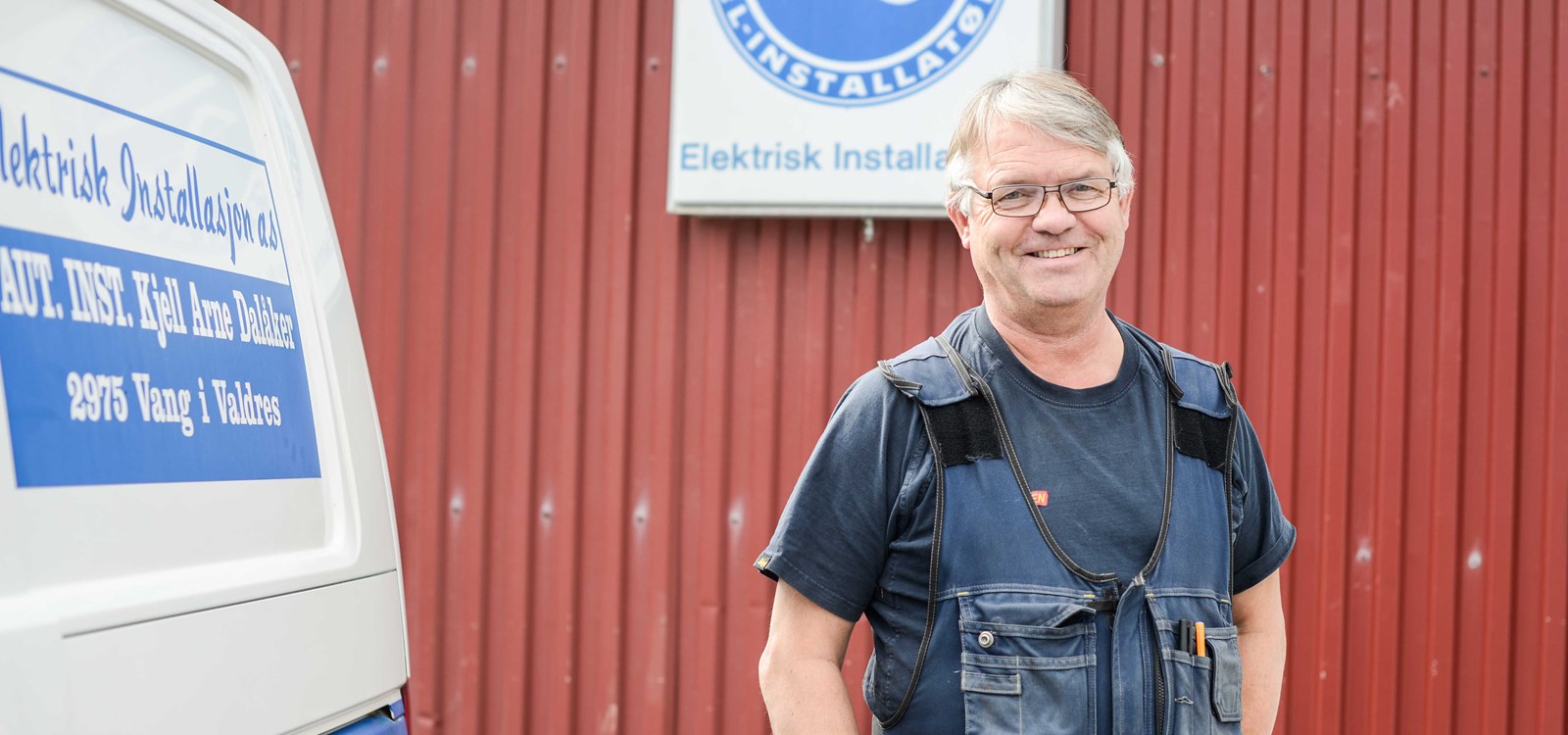Kjell Arne Dalåker treng både kontormedarbeidar og montør til Elektrisk installasjon AS.