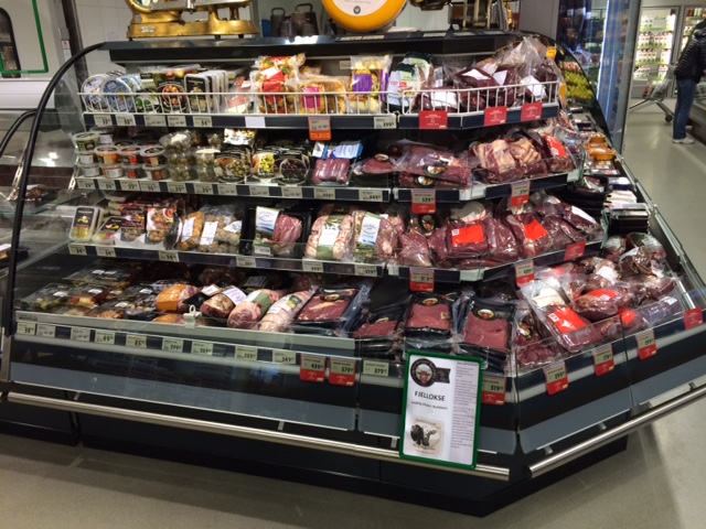 Smådalskjøtt har fått fin hylleplass og god respons hjå Joker Vaset.