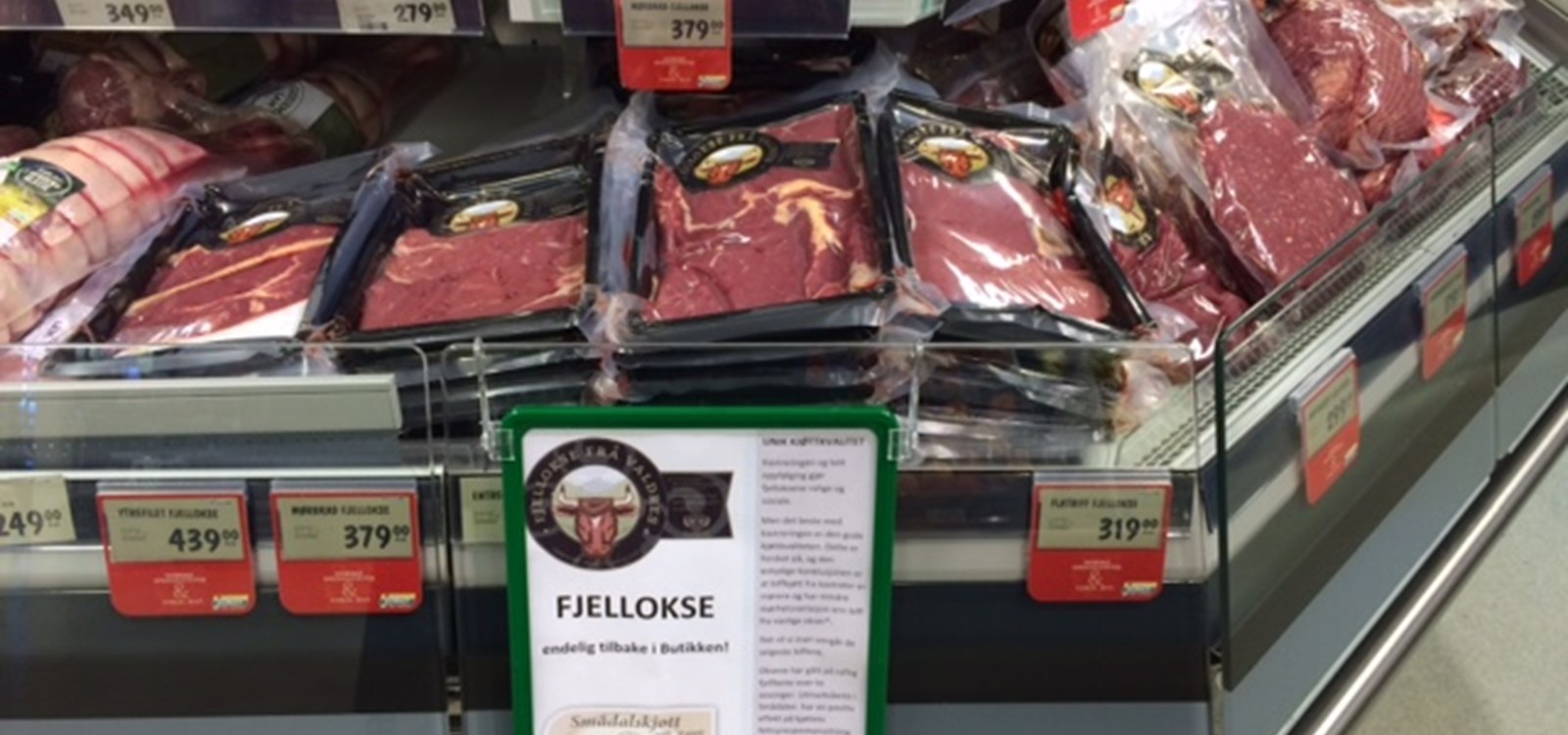 Pakningane er merka med både Smådalskjøtt og «Fjellokse frå Valdres».