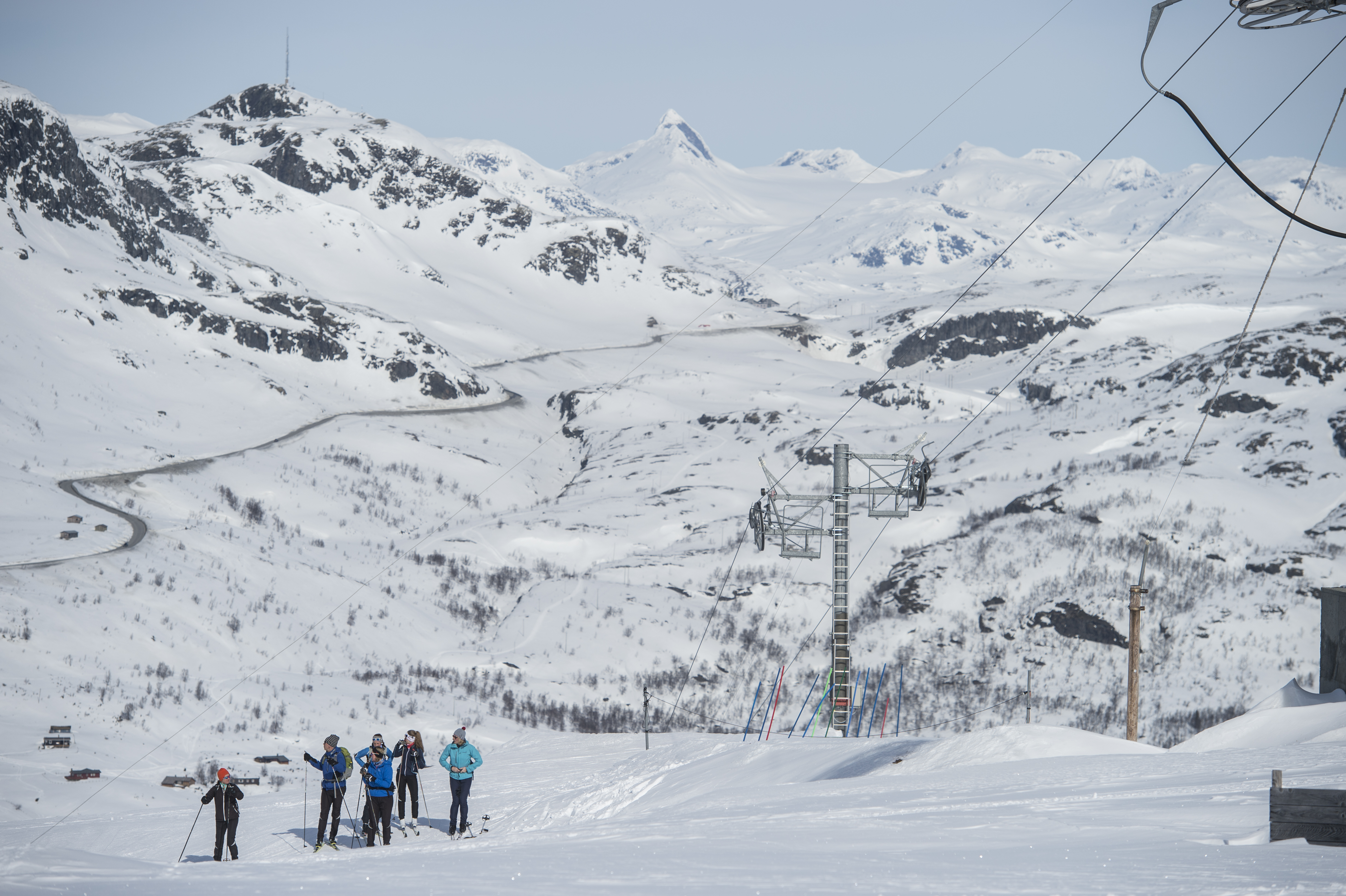 No kan du sikre deg årskort til Tyin-Filefjell skisenter og skikkelege opningstider i same slengen.