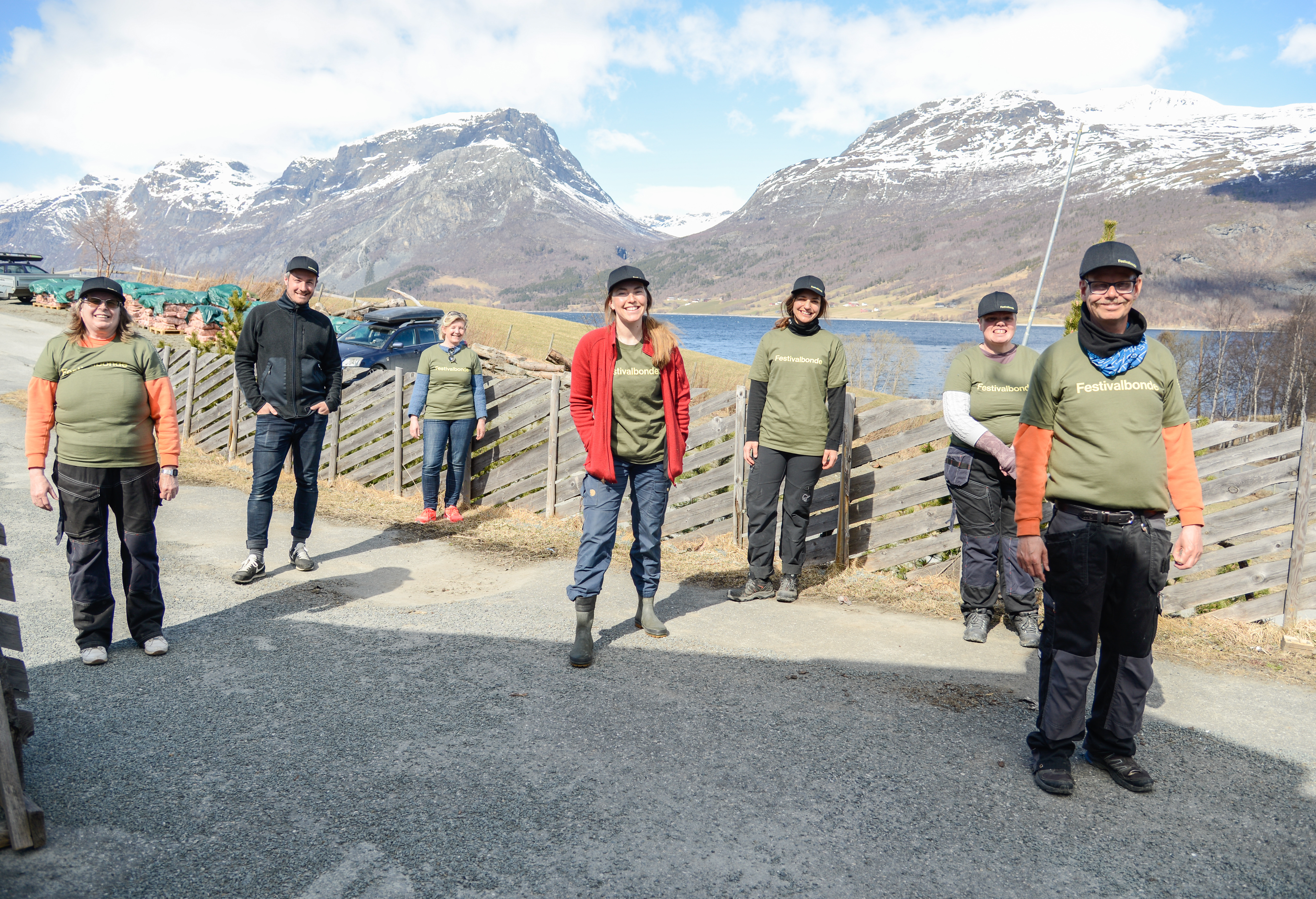 Vinjerock, Lund arbeidsbase og grønsaksbonde Eirik Høyme Rogn samarbeidar om å dyrke lokale grønsaker til Vinjerock.
