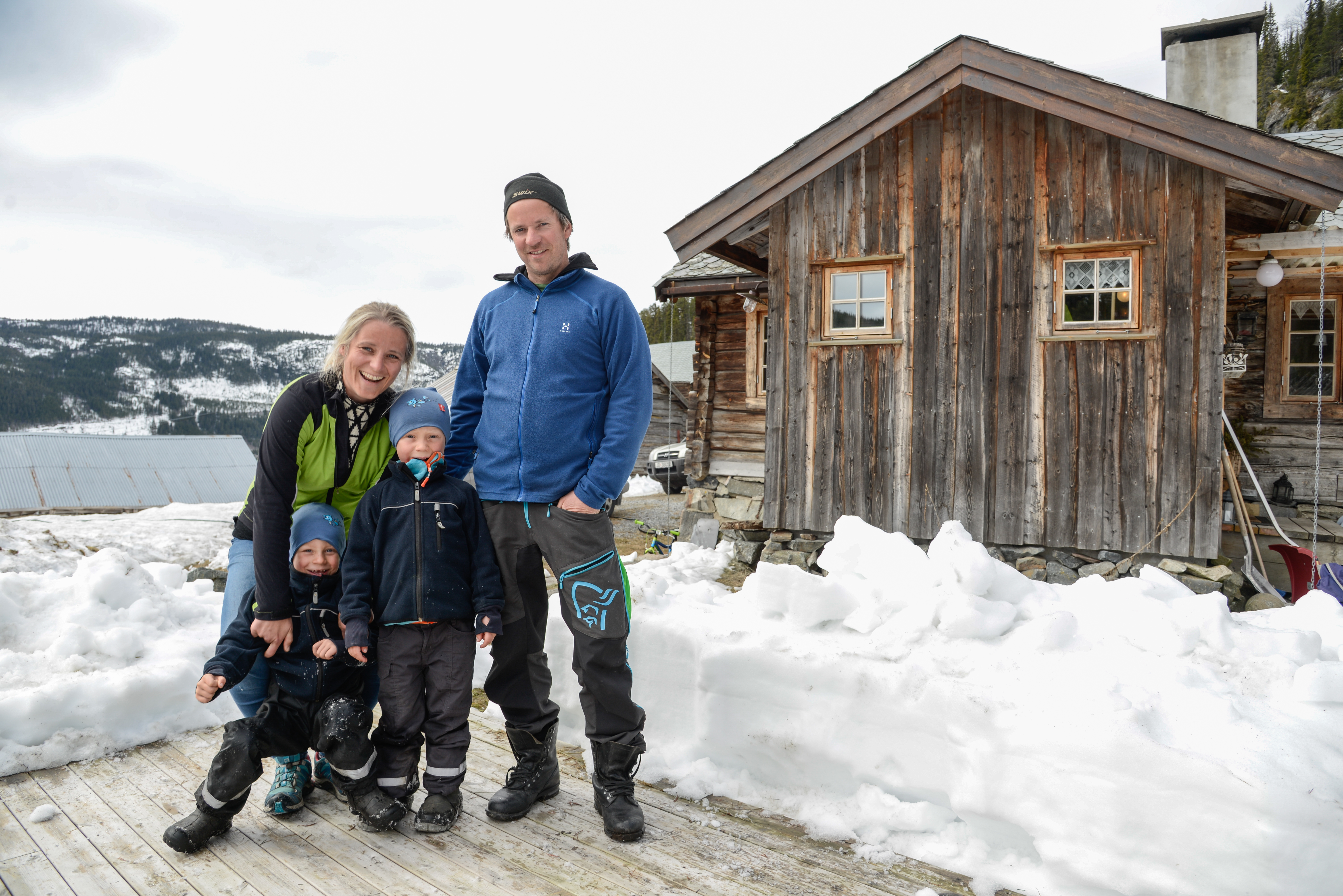 Eli Belsheim har støtte frå både mann, born og arbeidsgjevar når ho no har teke permisjon for å satse på stølsopplevingar, gardsturisme og sauehald.
