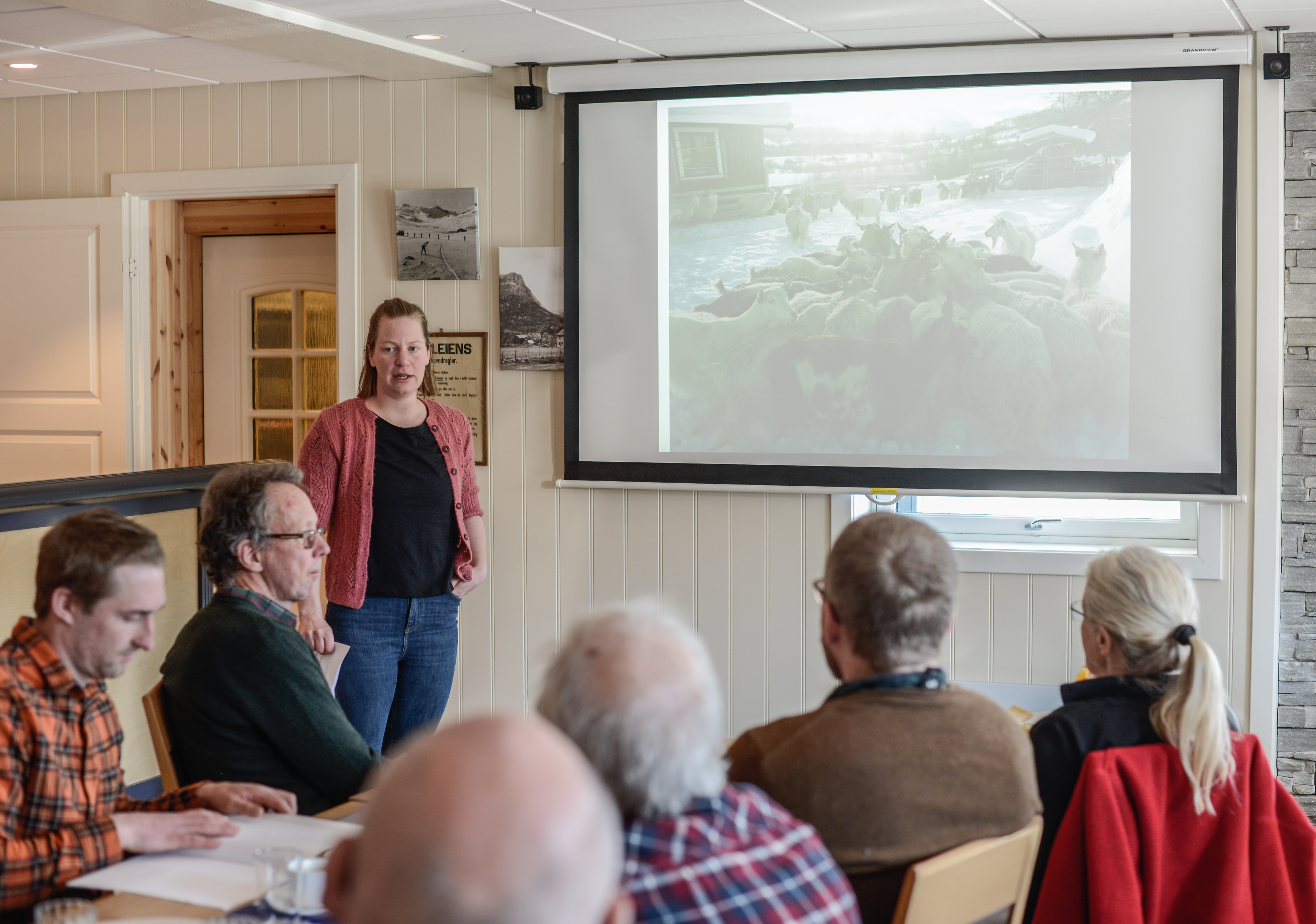 Randi Ødegården fortalde om hennar prosess får fyrste tanke og fram mot byggjestart for nytt fjøs denne sommaren.