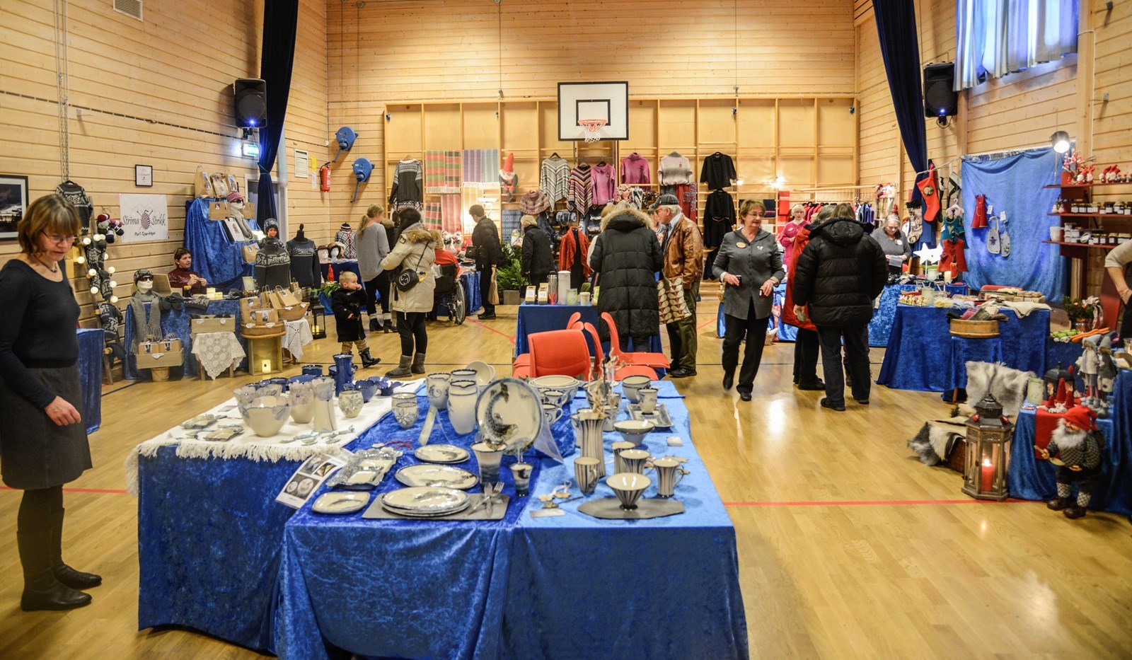 For tiande året på rad er det klart for førjulsmarknad i Øye med lokale produsentar av alle slag.