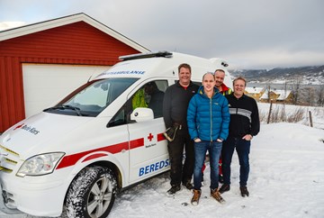 Grindaheim Røde Kors med ambulanse