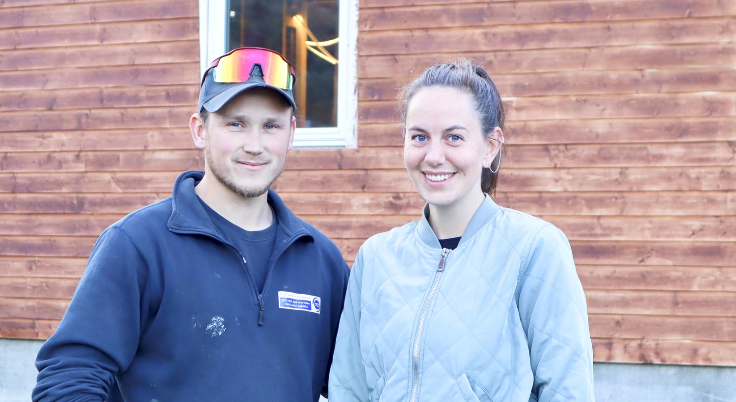 Christoffer og Thea Kristin har i to år jobba med draumehuset på Bøaflata. No ser dei fram mot å endeleg kunne flytte inn.