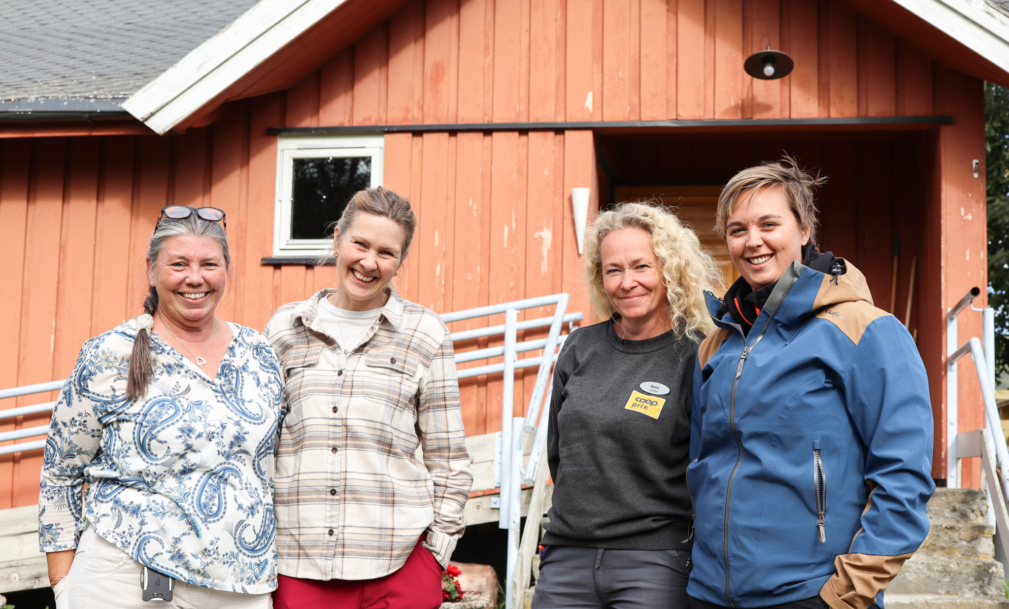 Det er styret i Torsheim grendehus som har vore pådrivarar for dugnadsarbeidet. Frå venstre: Elisabeth Hålien, Cathrine Leine Nøkleby, Anine Rauken Kattevold og Helene Tvenge Qvale. Med i styret og dugnadsarbeid er også Per Nichlas Kvam.