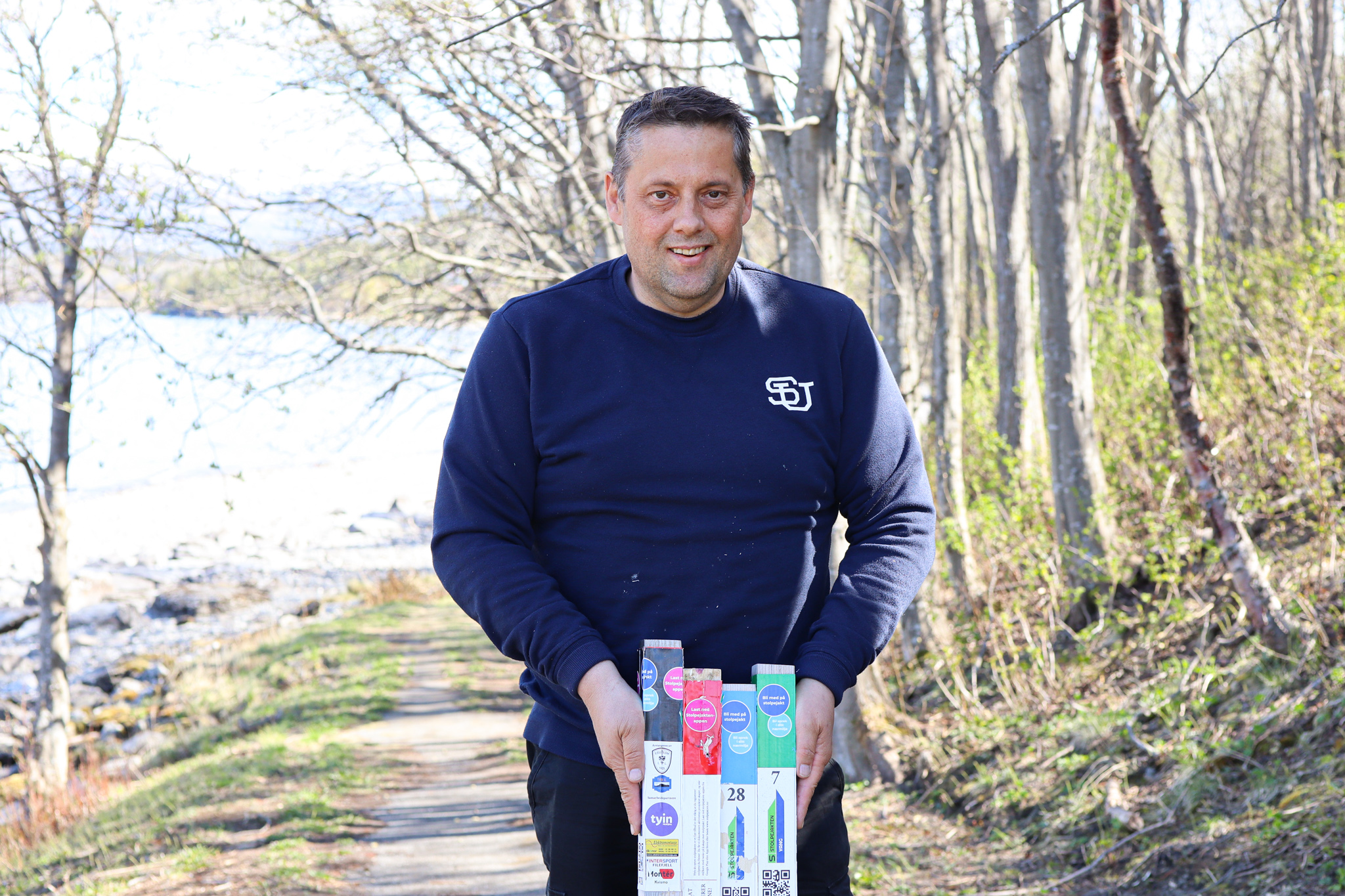 01B74524 AF57 4B62 8009 5B0EDF6A42BF