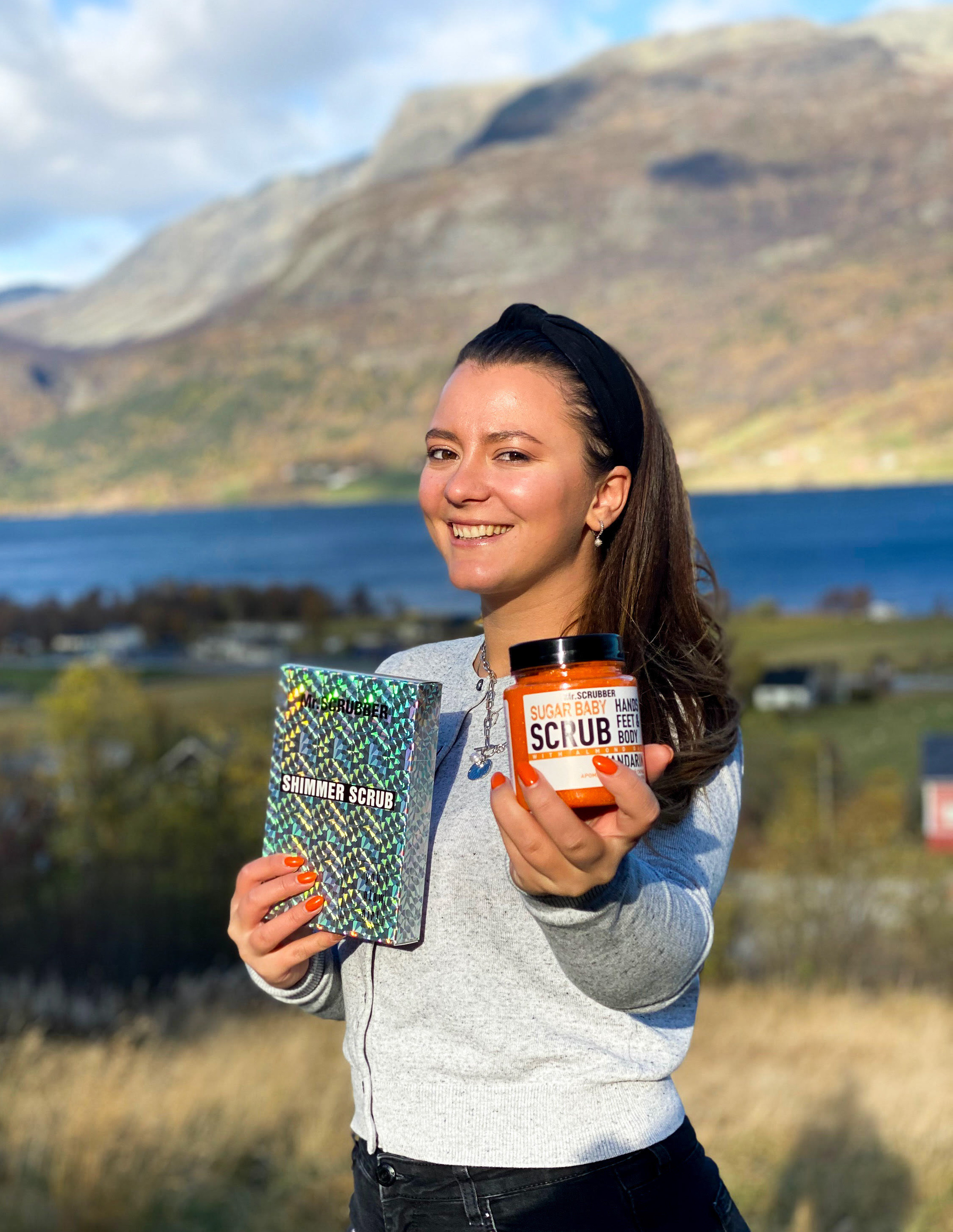 Veronica Lungu følgjer gründerdraumen og har starta to nettbutikkar med eit handplukka utval hudprodukt.