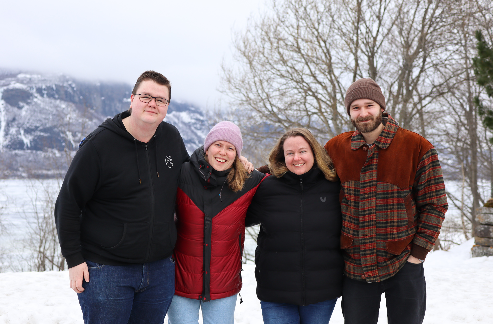 Denne blide gjengen ventar på ein frivilligsøknad frå deg! Frå venstre: Partnersjef Stian Kronborg, Festivalsfjef Guro Furunes Pettersen, Kontorsjef Ingebjørg Blomlie Müller og Områdesjef Eskil Røe. 