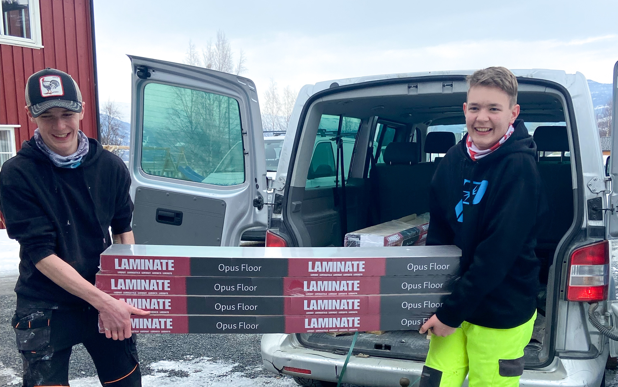 4041A752 6554 4F83 B169 405790040F46