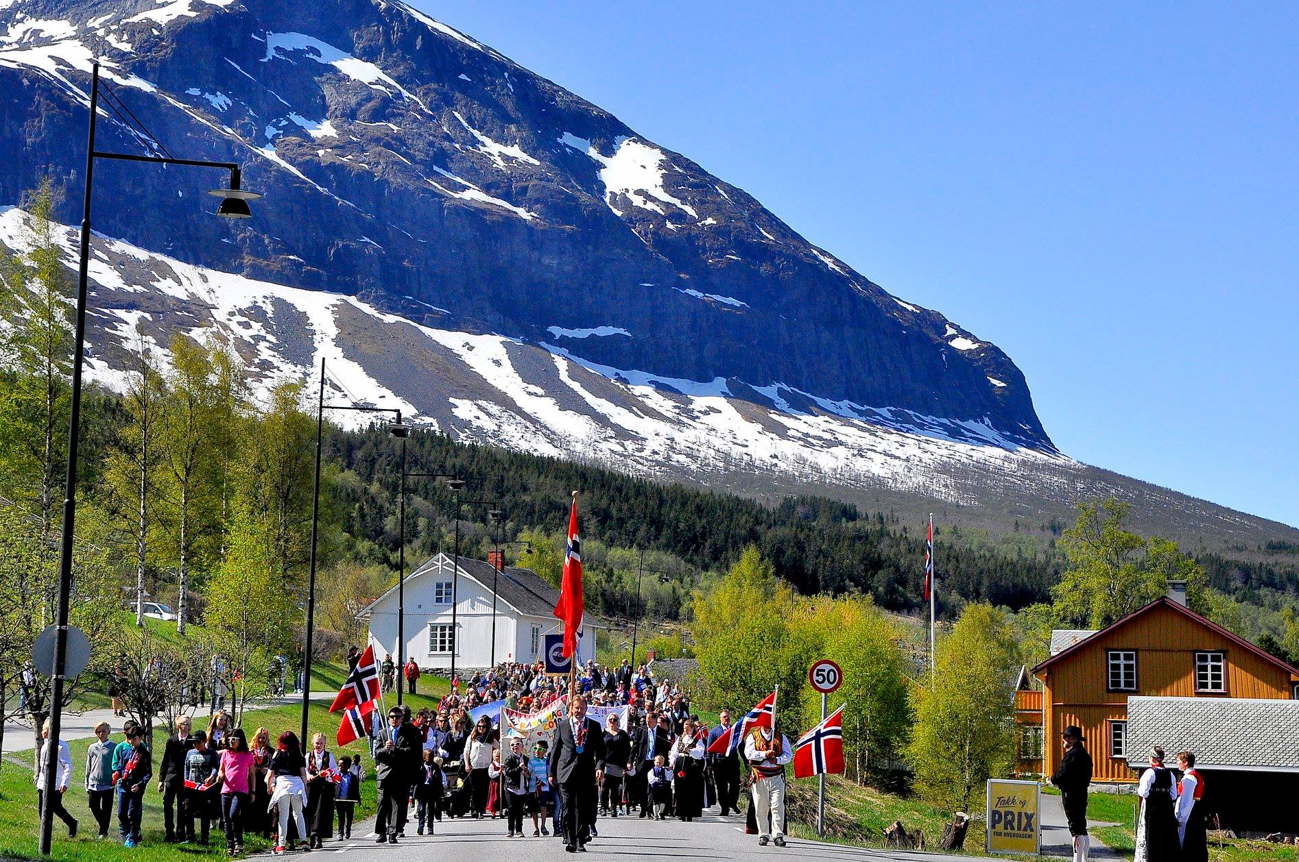 D69B3B57 75F3 4E3D 8932 C776B9EAD214