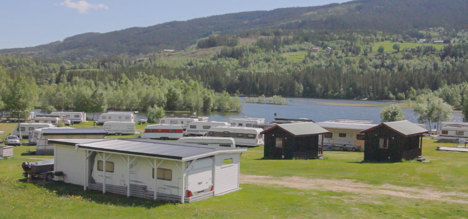 Campingområdet ved Hålimo camping er litt utvida og oppgradert før årets sesong. Foto: Åshild Samseth