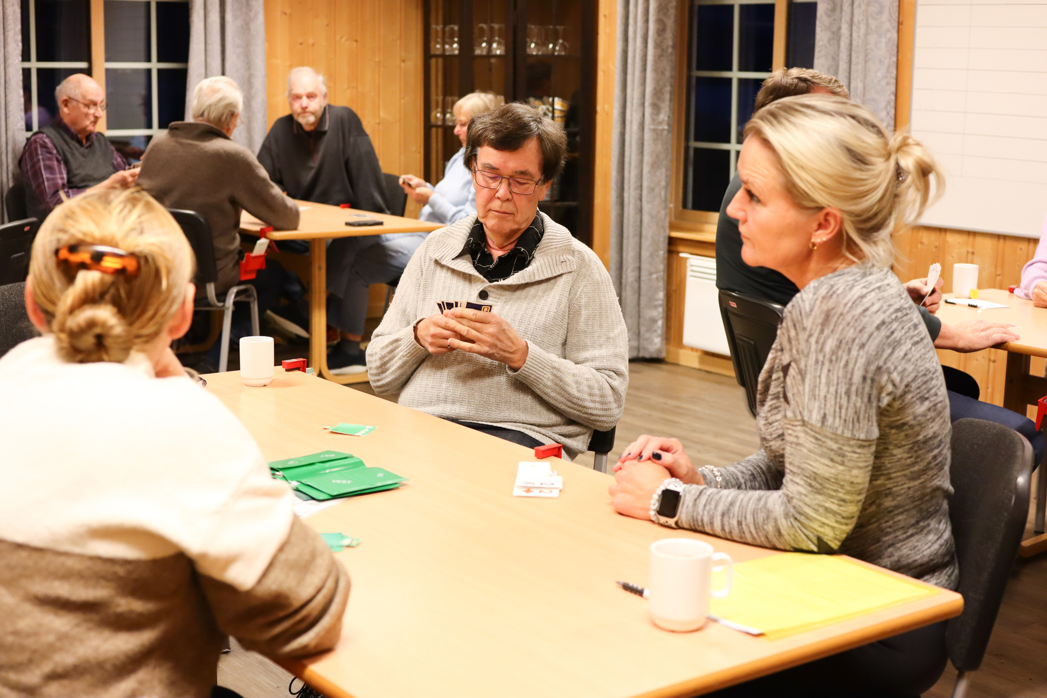 8592AE7E 365B 4B1D 87D2 D710D659E328