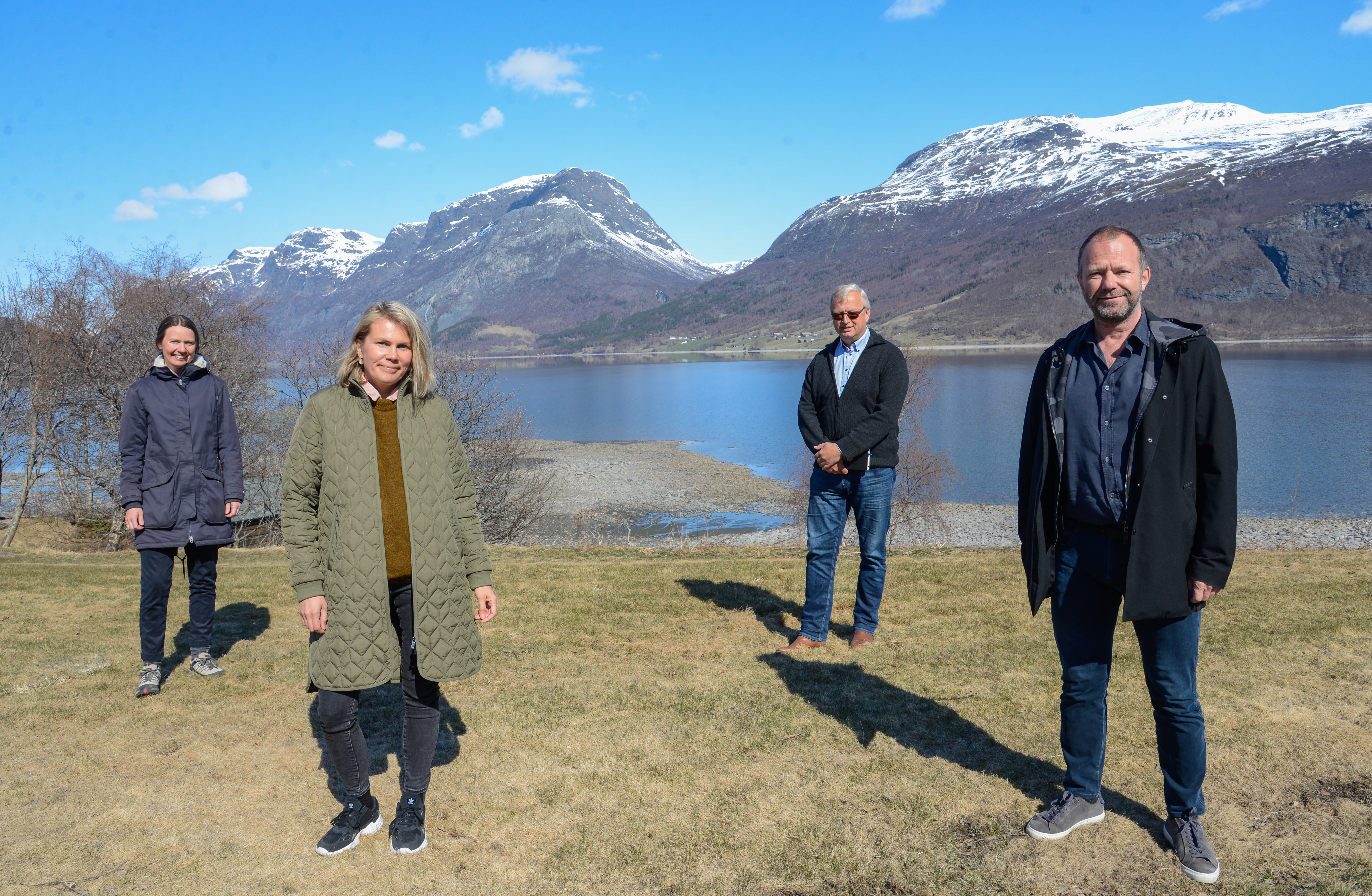 Ingeborg Lunde frå Vang kommune, Malin Kock Hansen frå DOGA/Gnist, Dag Inge Bruflot frå Innovangsjon og Bjarne Uldal frå Nordic Edge/GNIST. 