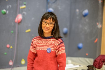 Ingrid Hoff er lærling som helsefagarbeidar hjå Vang kommune og for prøve seg på varierte oppgåver over to år.